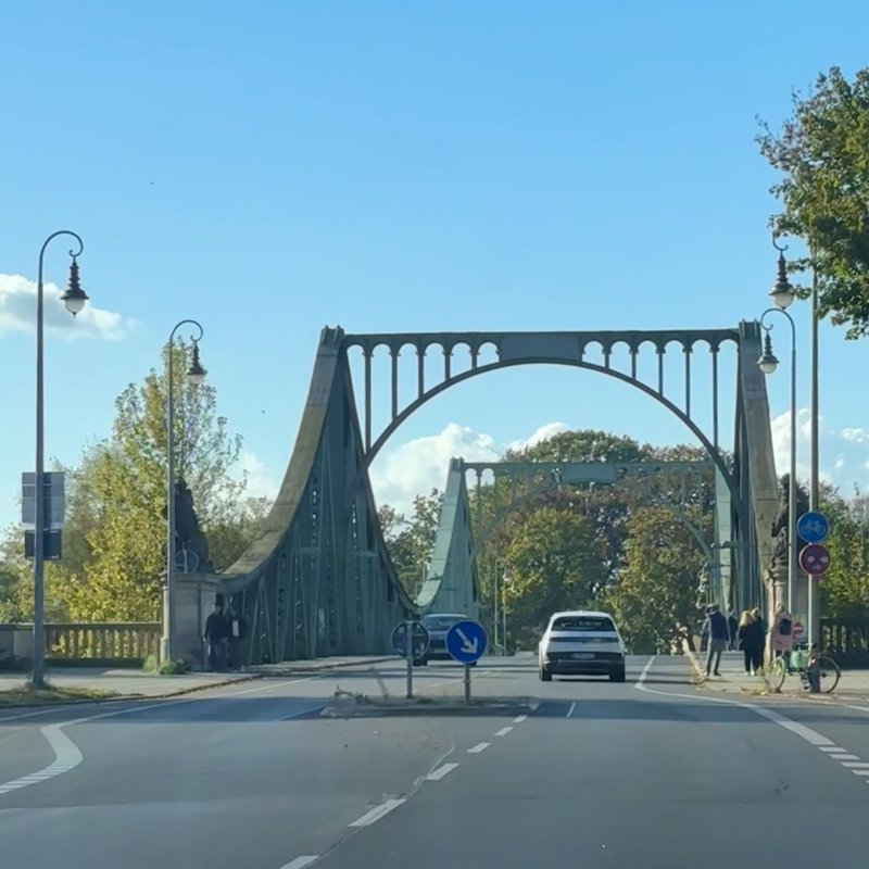 Glienicker Brücke